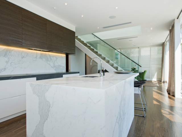 Marmotec Honed Calacatta marble island, Pietra del cardoso hob benchtop